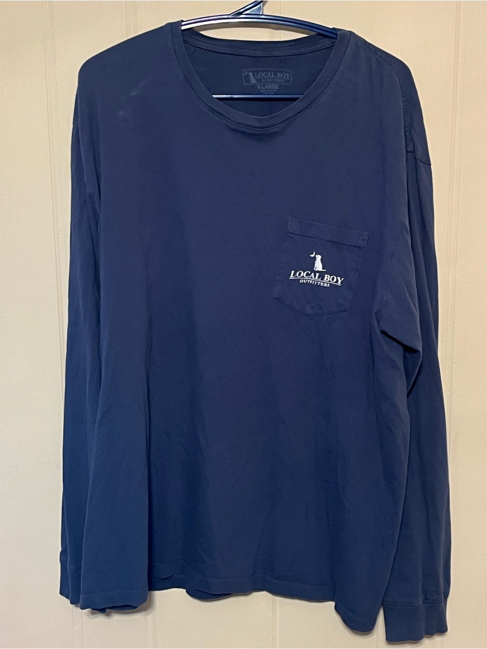 Local Boy Outfitters Men’s Long-Sleeve Pocket Tee in Navy